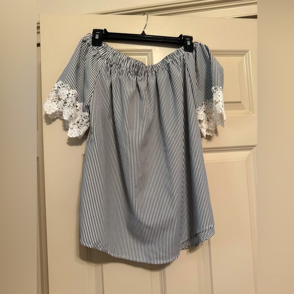 Cute Off-Shoulder Top